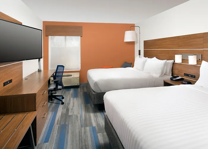 Holiday Inn Express & Suites College Park - University Area By Ihg